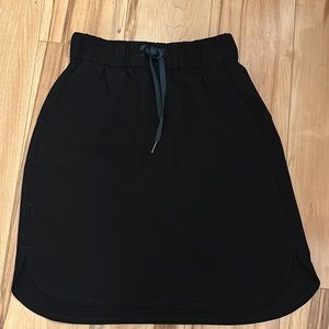 Black LuluLemon skirt
